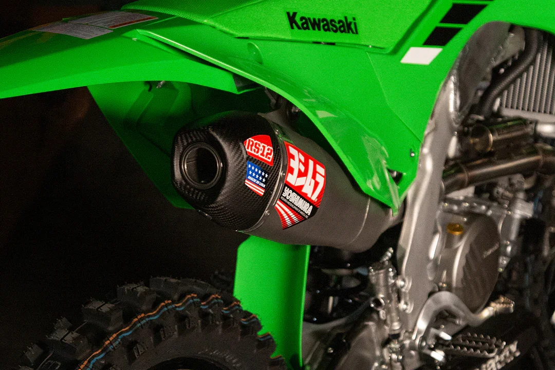 YOSHIMURA - 242950S520 - RS-12  SYSTEM  SS/AL/CF KX250F