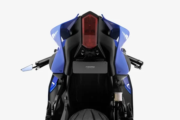 RIZOMA - PTU030B - Flat-Out Fender Eliminator