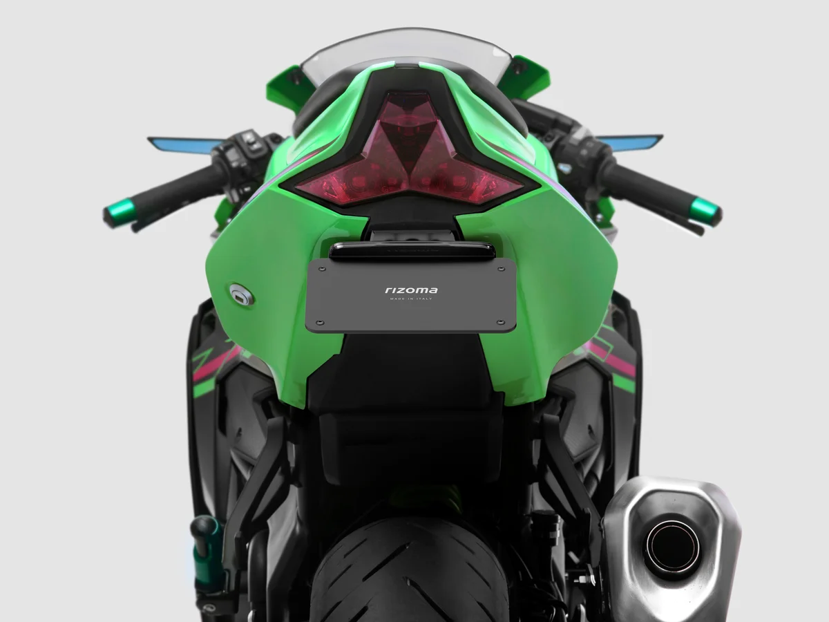 RIZOMA - PTU053B - Flat-Out Fender Eliminator