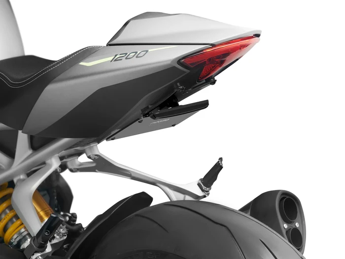 RIZOMA - PTU070B - Flat-Out Fender Eliminator