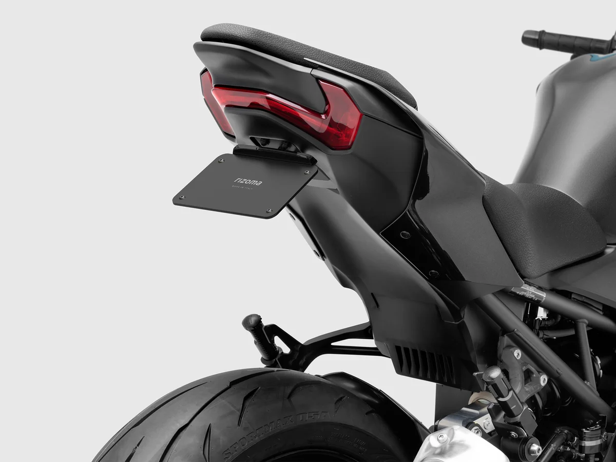 RIZOMA - PTU054B - Flat-Out Fender Eliminator