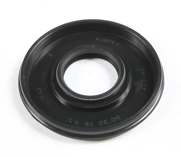 SP1 09-137 Oil Seal - High-Performance Gasket for Reliable Engine Protection