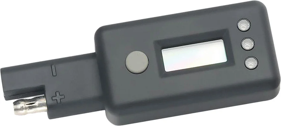 BATTERY TENDER 081-0157 LCD/LED Voltage Display - Smart Battery Charger for Powersports