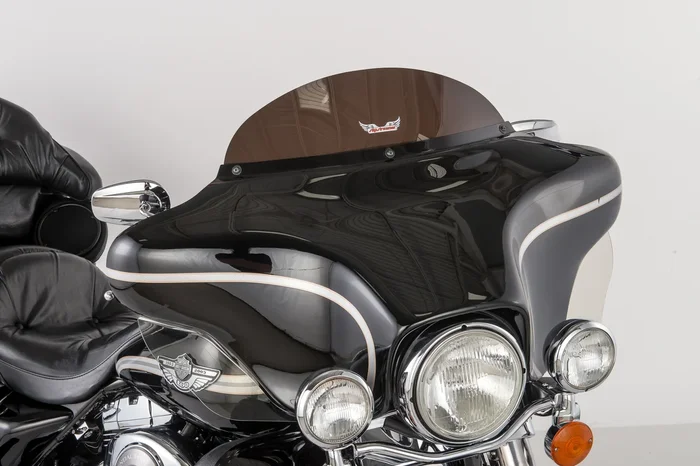 SLIPSTREAMER S-135-6DS Replacement Windshield - Durable Windscreen for Powersports Vehicles