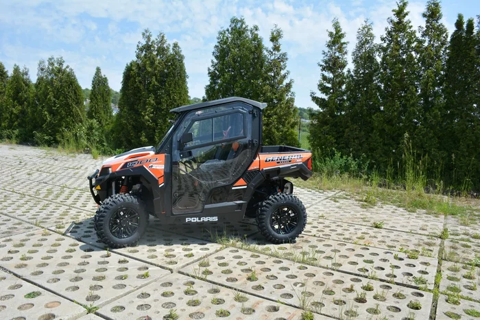 OPEN TRAIL 6110 UTV Full Cab - Premium Safety Cab with Visibility & Sound-Insulated Roof
