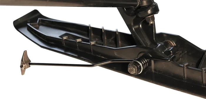 OTTP Ski Mounted Reversible Ice Scratcher – Durable Ice Removal Tool for Snow Sports Enthusiasts