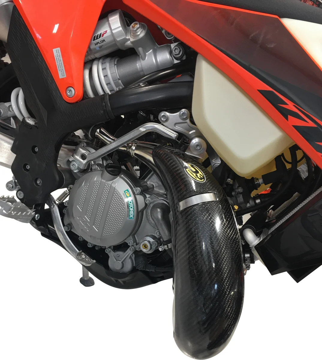 P3 - 101050 - Carbon Fiber Pipe Guard