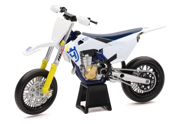 NEW-RAY 1/12 Scale Dirt Bike Replica - FS450 Racing Toy for Kids 12+