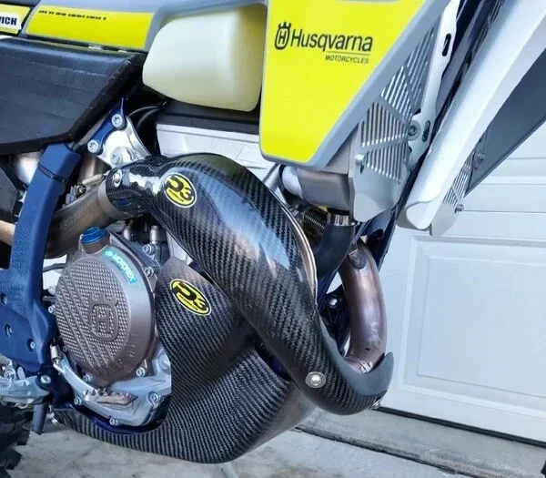 P3 - 201087 - Carbon Fiber Header Heat Shield